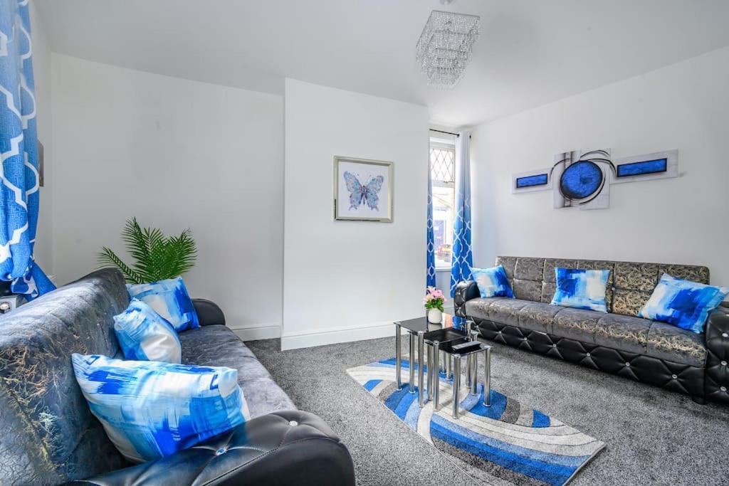 -16Pt- For Your Relaxed & Cosy Stay & Free Parking Leeds  Bagian luar foto